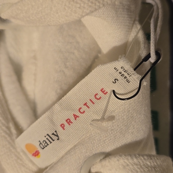 Daily Practice Relay Hooded Sweatshirt, Size S, Retail Price $97.00US - Picture 9 of 14
